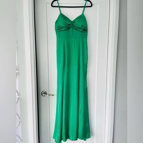 FASHION NOVA Evening Proposal Satin Maxi Green Dress - Picture 6 of 10